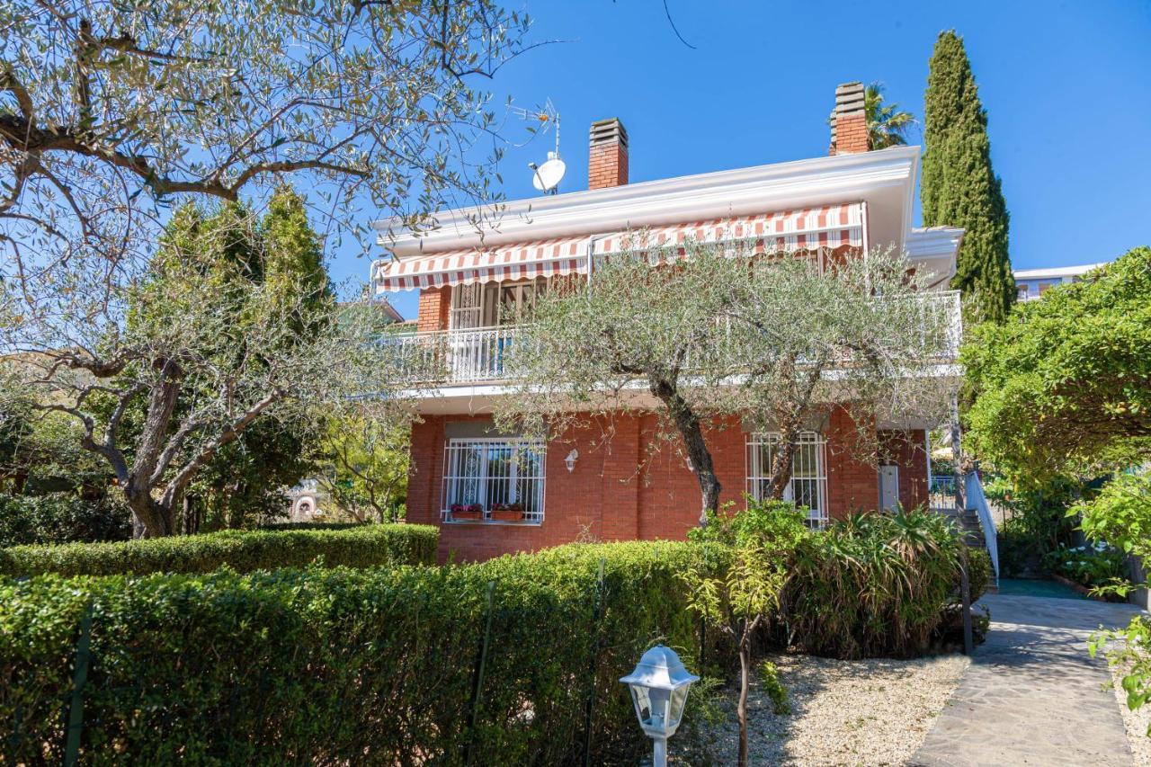 Villa La Rodina Diano Marina Zewnętrze zdjęcie