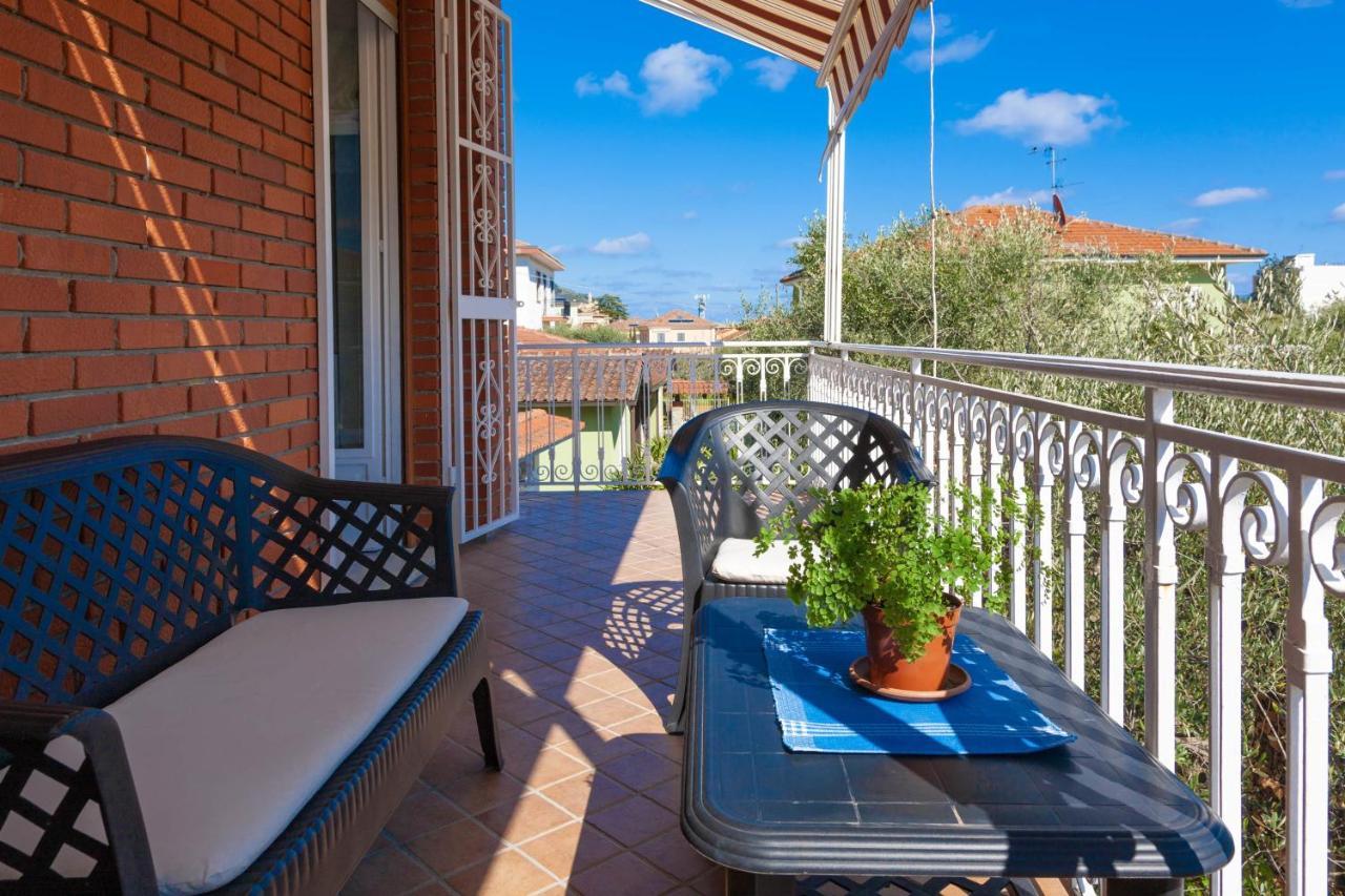 Villa La Rodina Diano Marina Zewnętrze zdjęcie